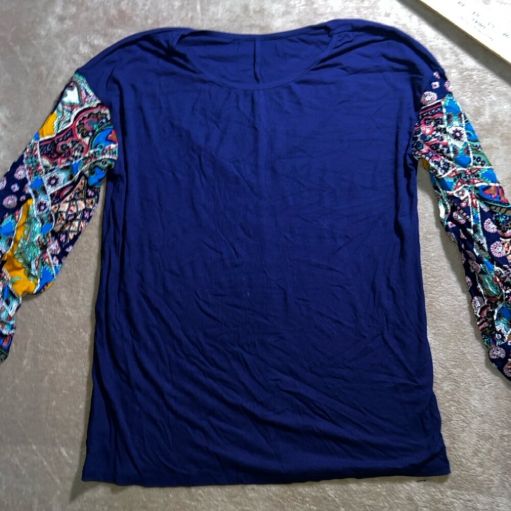 Women Small Navy Ribbed 3/4 Colorful Geometric Pattern Sleeve Raglan Blouse